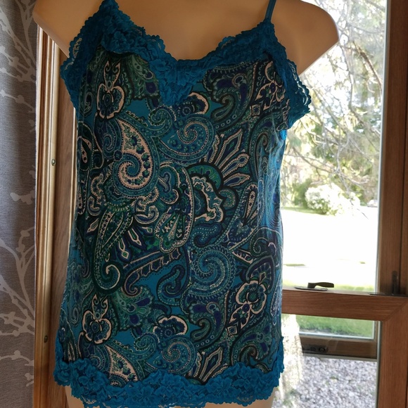 Plus size tank top - Picture 4 of 5